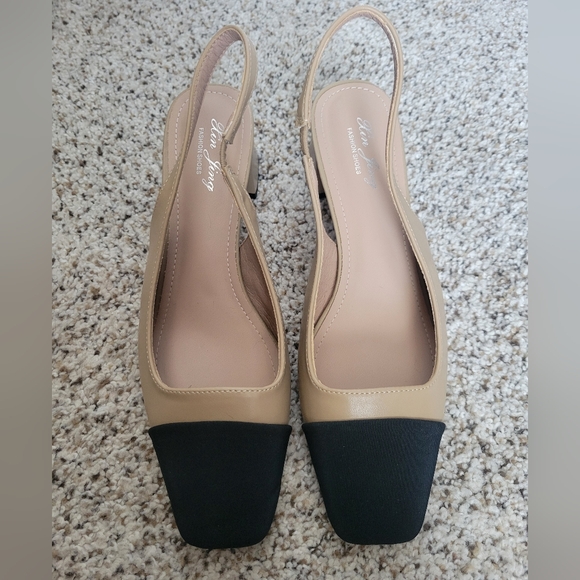 Colorblock Slingbacks - Picture 2 of 6